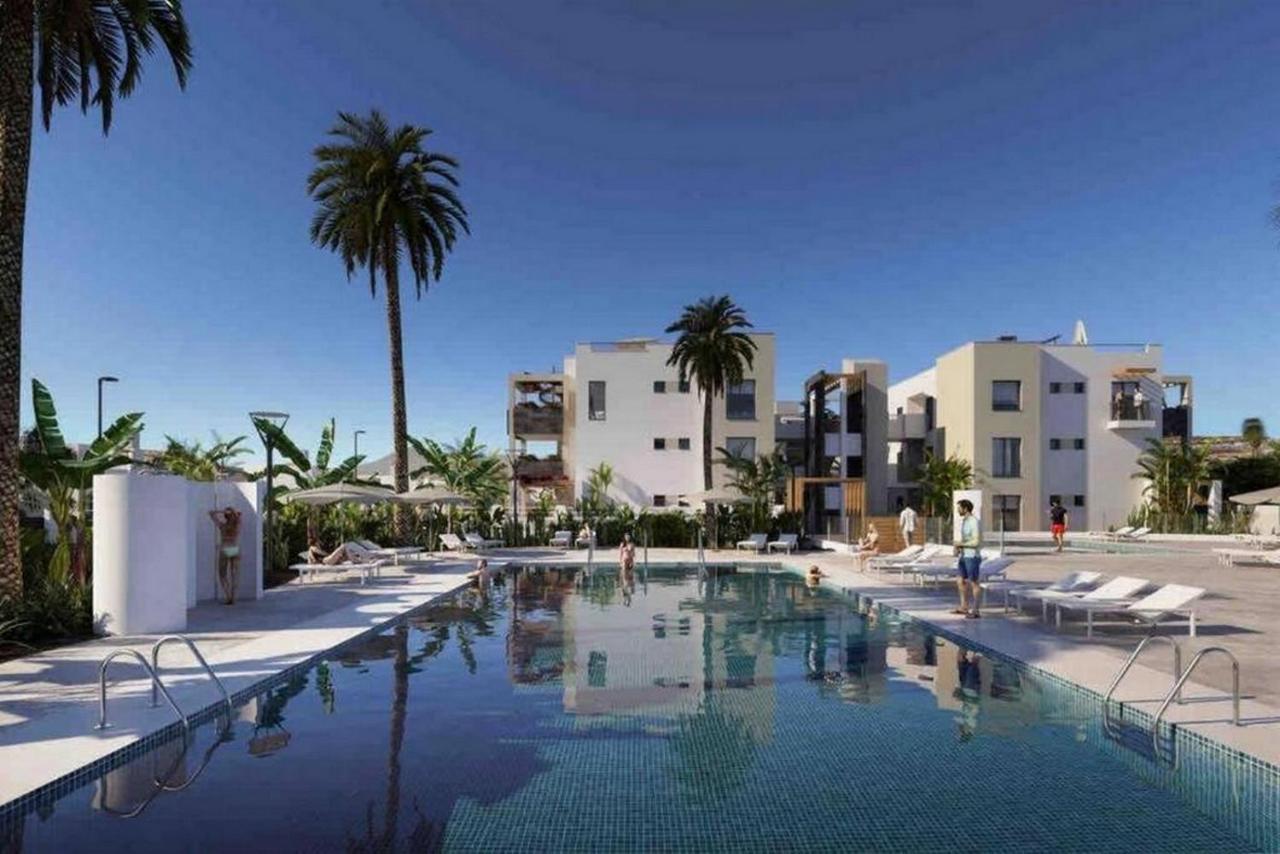 Green View Luxury Appartment In New Complex Pueblo Majorero Next To Golf Course 5 Min Walk From The Beach And Atlantico Shopping Centre In Caleta De Fuste Next To Cassino And Elba Sara Hotel 2 Bedrooms 2 Bathrooms Huge Terace! Eksteriør billede