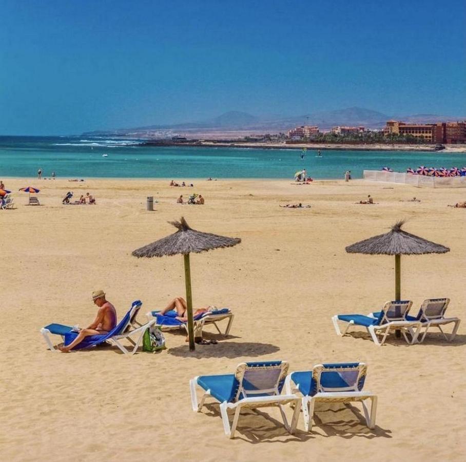 Green View Luxury Appartment In New Complex Pueblo Majorero Next To Golf Course 5 Min Walk From The Beach And Atlantico Shopping Centre In Caleta De Fuste Next To Cassino And Elba Sara Hotel 2 Bedrooms 2 Bathrooms Huge Terace! Eksteriør billede